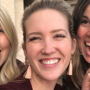 Meet your Posher, Stephanie